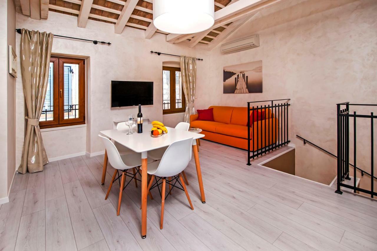 La Fondiaria Hotel Rovigno Esterno foto